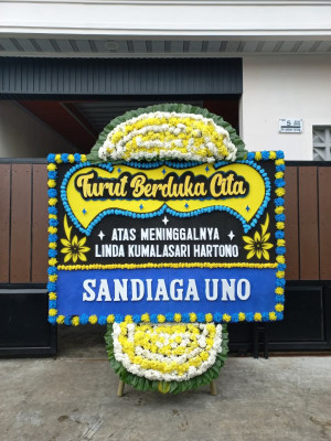 Papan Bunga Duka di Kampung Empat